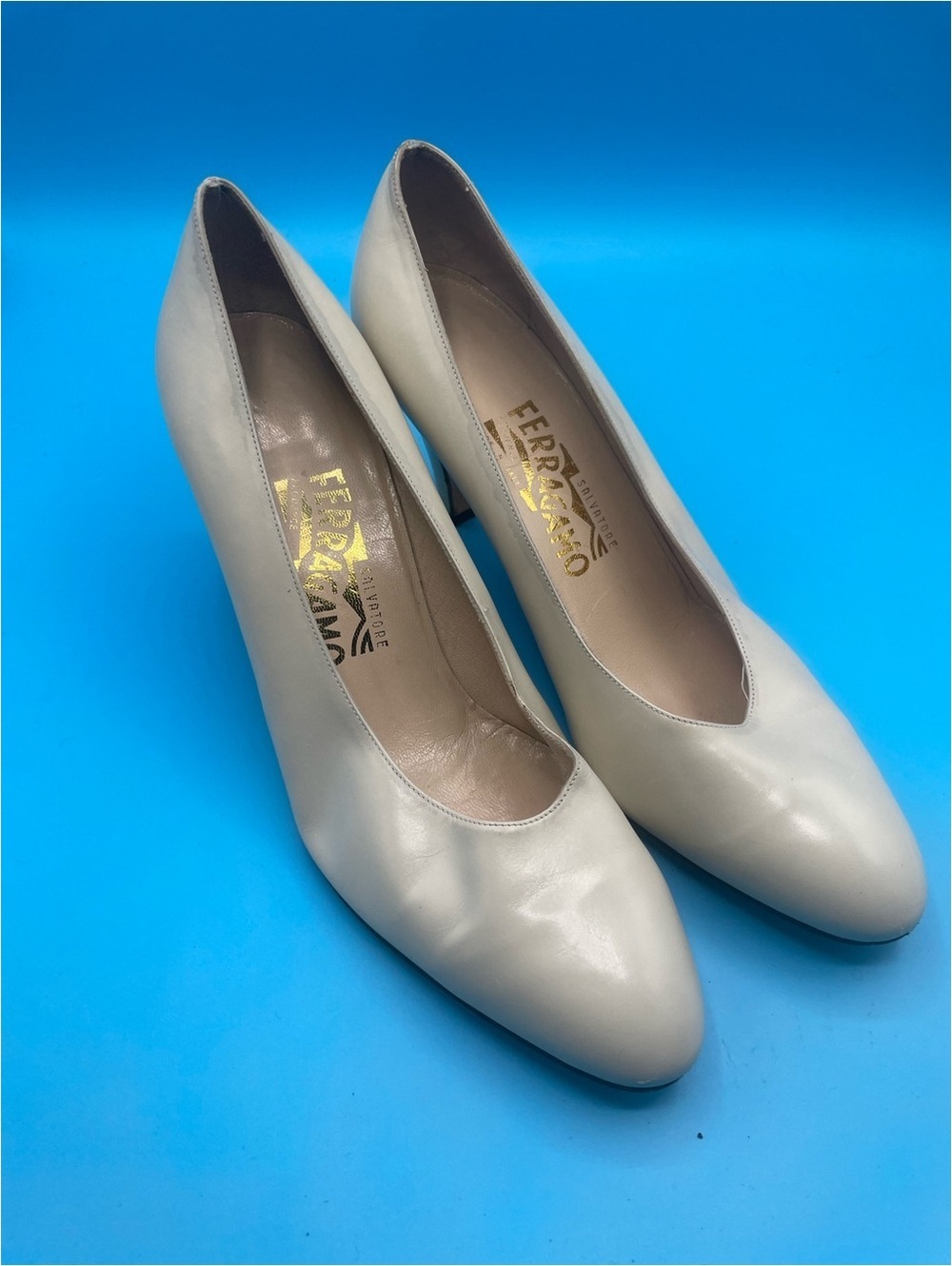 Salvatore Ferragamo almond toe classic pumps